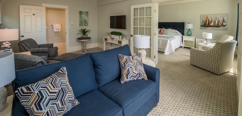 York Harbor Inn