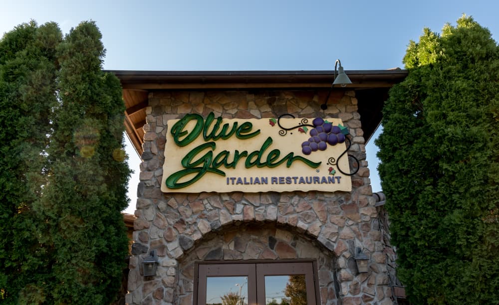 Olive Garden dog friendly restaurant