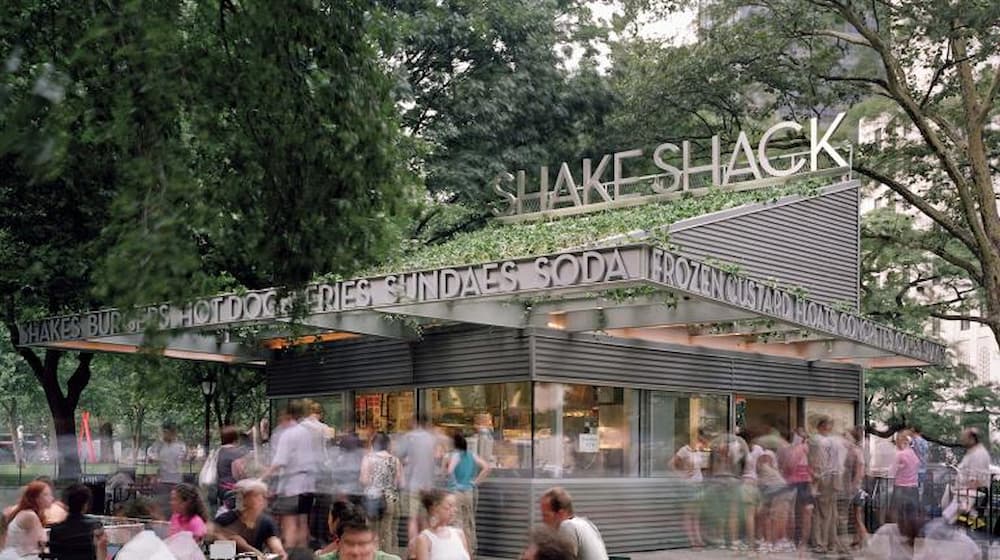Dog friendly restaurants Shake Shack