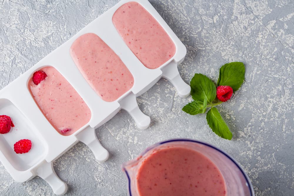 Homemade popsicles with berries